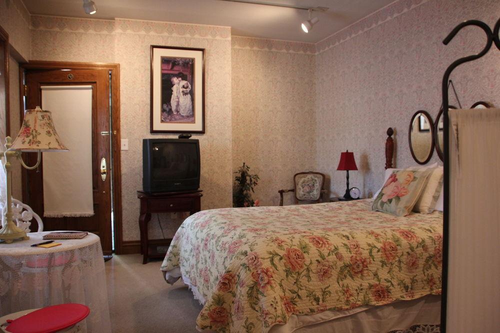 Bed and Breakfast Hines Mansion Прово Екстер'єр фото