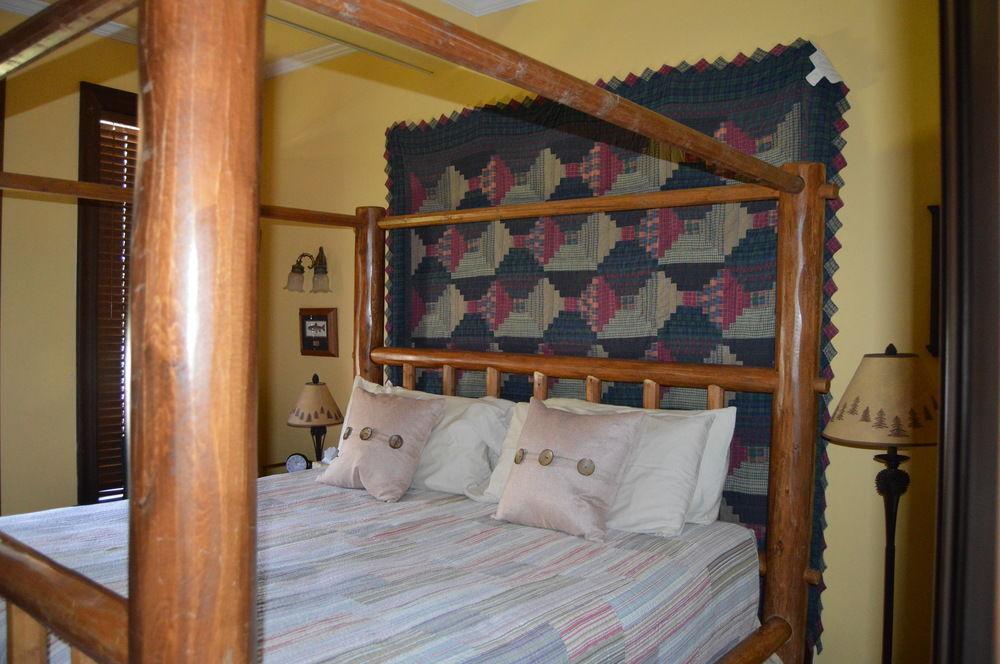 Bed and Breakfast Hines Mansion Прово Екстер'єр фото